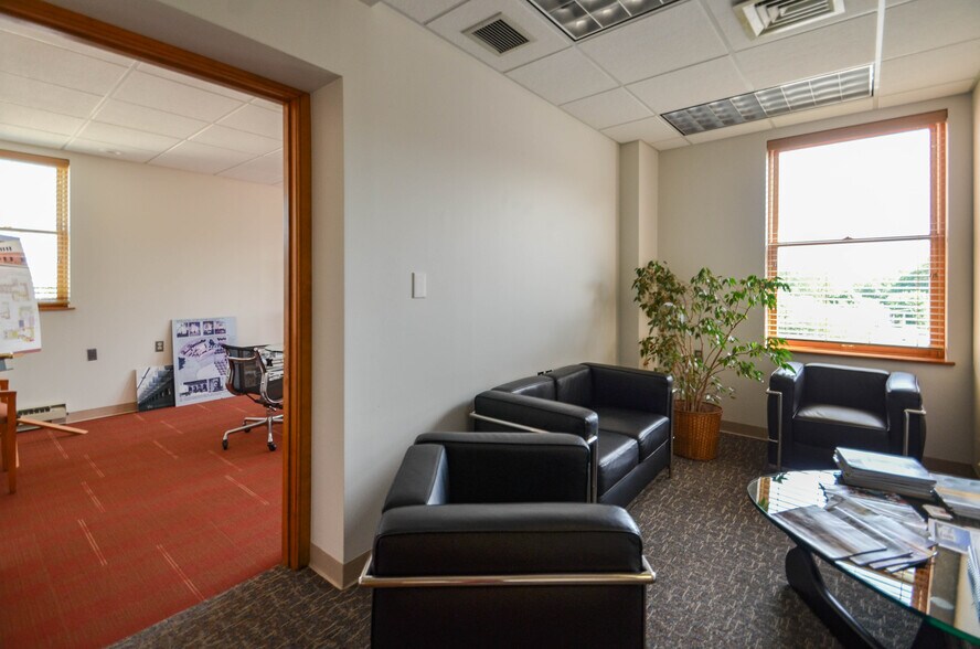 More Photos Of 22 S 2nd St, Emmaus Loft Creative Space For Lease