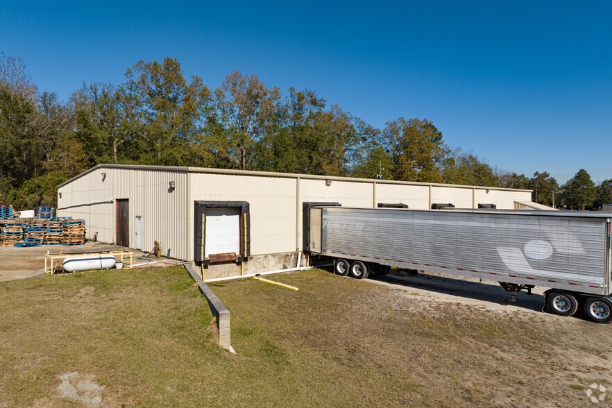 More Photos Of 400 Carver St, Mount Vernon Warehouse For Sale