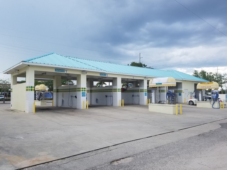More Photos Of 4628 Chiquita Blvd S, Cape Coral Carwash For Sale