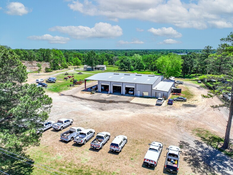 More Photos Of 20741 State Highway 155 S, Flint Light Manufacturing For Sale