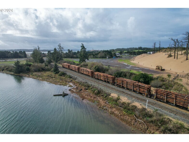 More Photos Of 92851 Trans Pacific Pkwy, North Bend Land For Sale