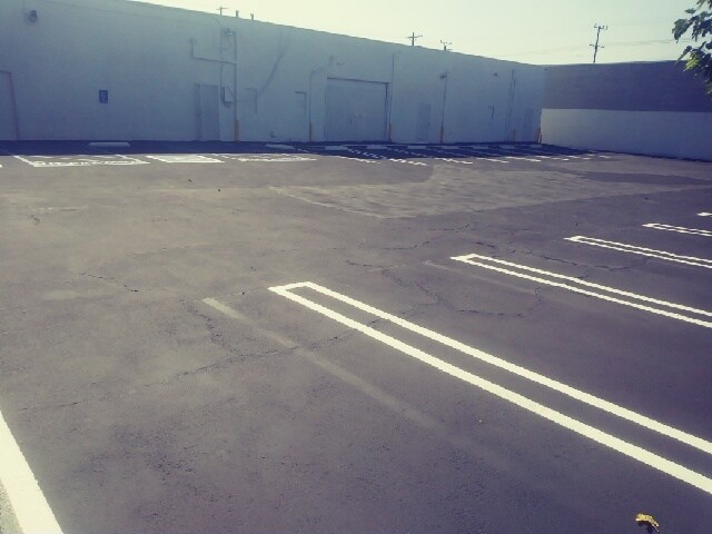 More Photos Of 7527 Coldwater Canyon Ave, North Hollywood Industrial For Lease