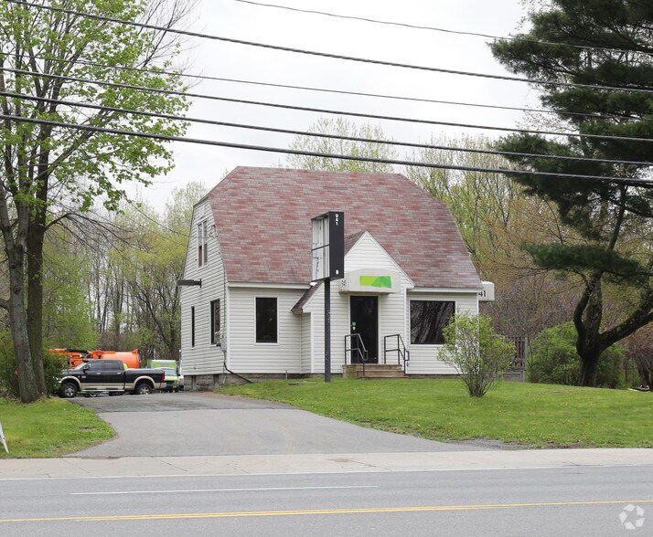 More Photos Of 941 Albany Shaker Rd, Latham Office For Lease