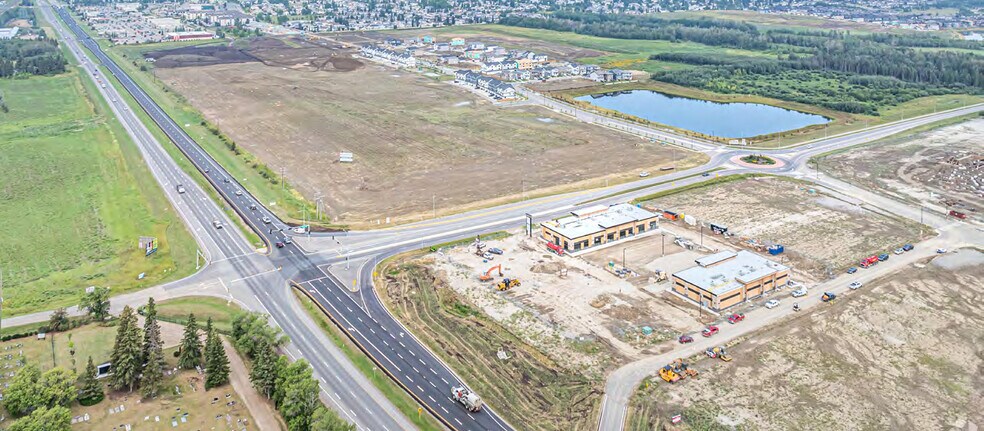 More Photos Of 1 Ballpark Way, Spruce Grove General Retail For Lease