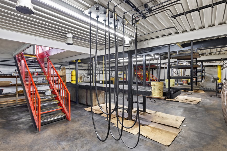 More Photos Of 3022 S Cooper St, Arlington General Retail For Sale