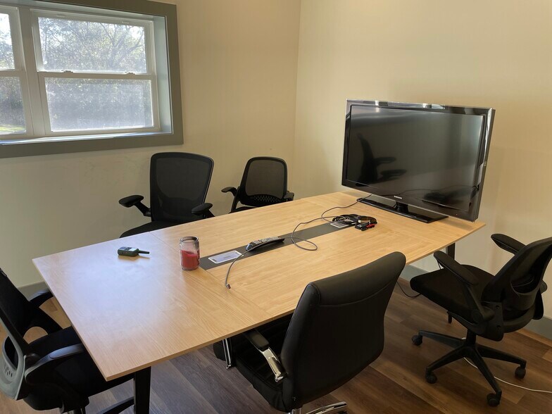 More Photos Of 5036 Obarr Rd, Knoxville Office For Sale