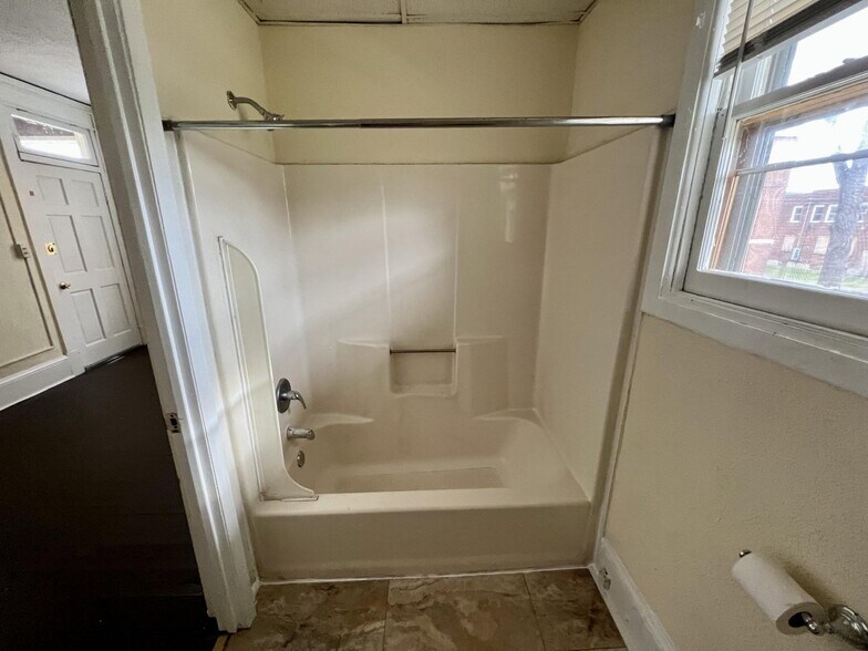More Photos Of 1202 Melrose Ave NW, Roanoke Multifamily For Sale