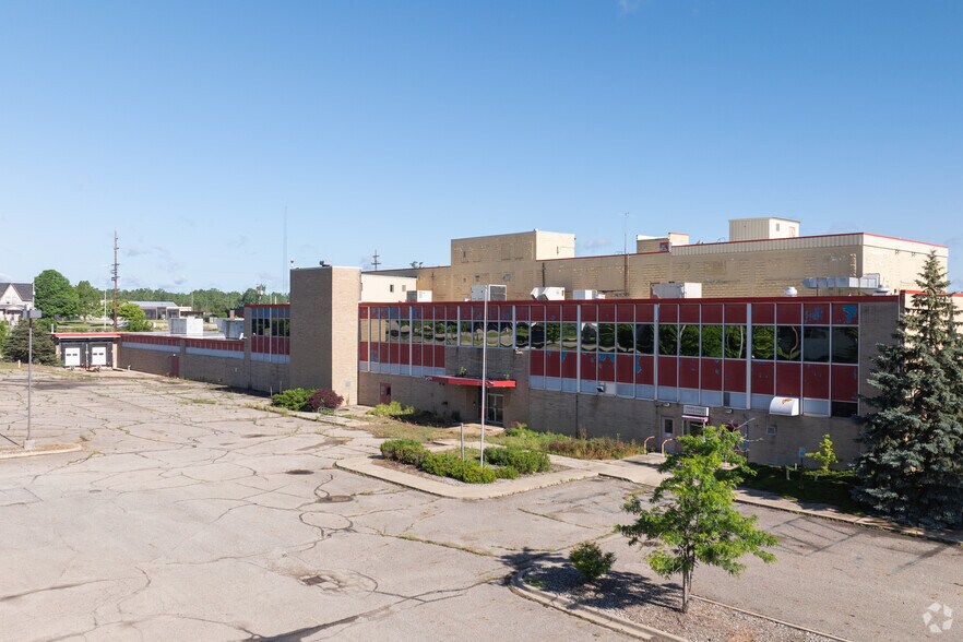 More Photos Of 454 North St, Mason Manufacturing For Lease