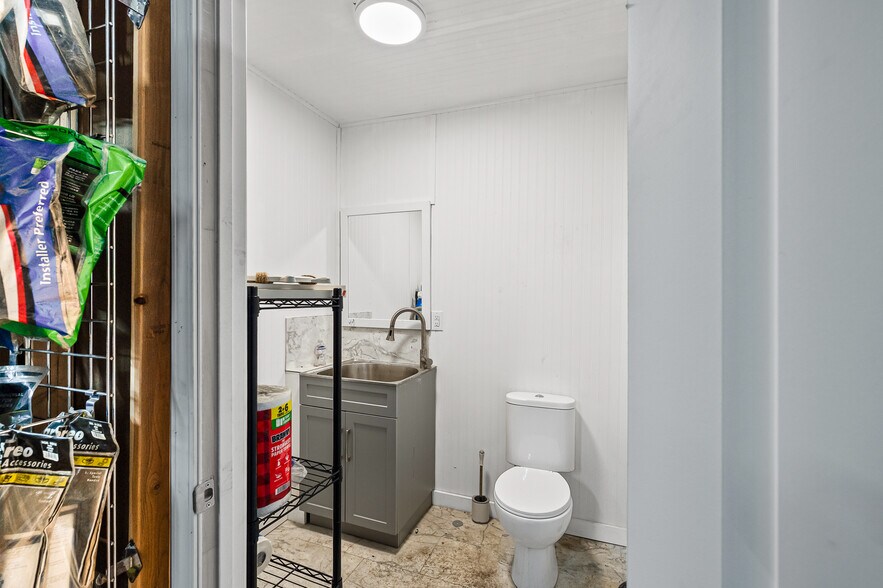 More Photos Of 14629 E Wade Hampton Blvd, Greer Freestanding For Sale