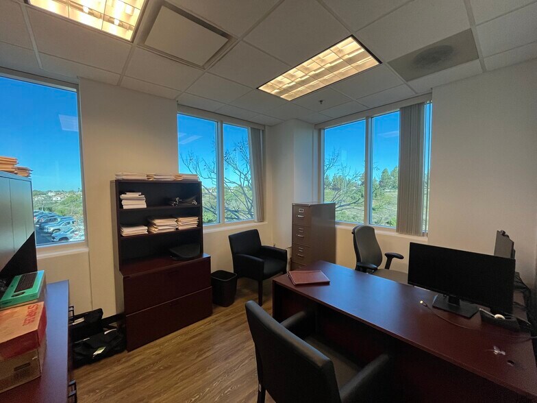 More Photos Of 1061 Tierra Del Rey, Chula Vista Medical For Lease