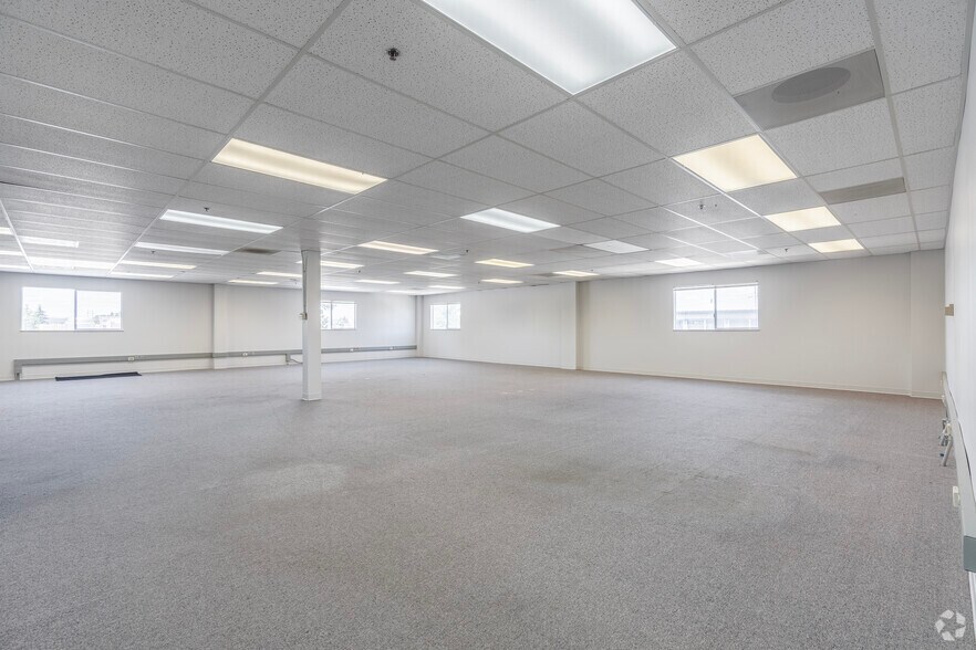 More Photos Of 3700 24th Ave, Forest Grove Office For Sale
