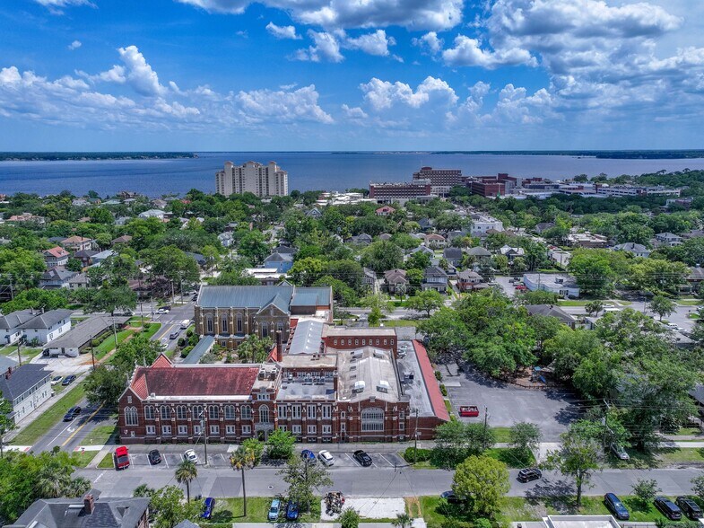 More Photos Of 1100 Stockton St, Jacksonville Religious Facility For Lease