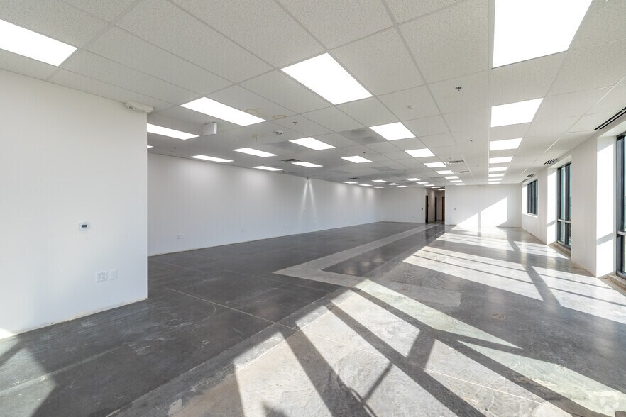 More Photos Of 20600 E 35th Dr, Aurora Industrial For Lease