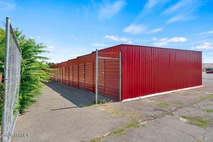More Photos Of 2803 Nob Hill blvd, Yakima Specialty For Sale