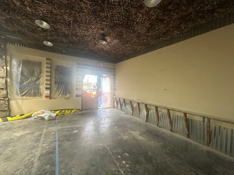 More Photos Of 1720 S McCall Rd, Englewood Unknown For Lease