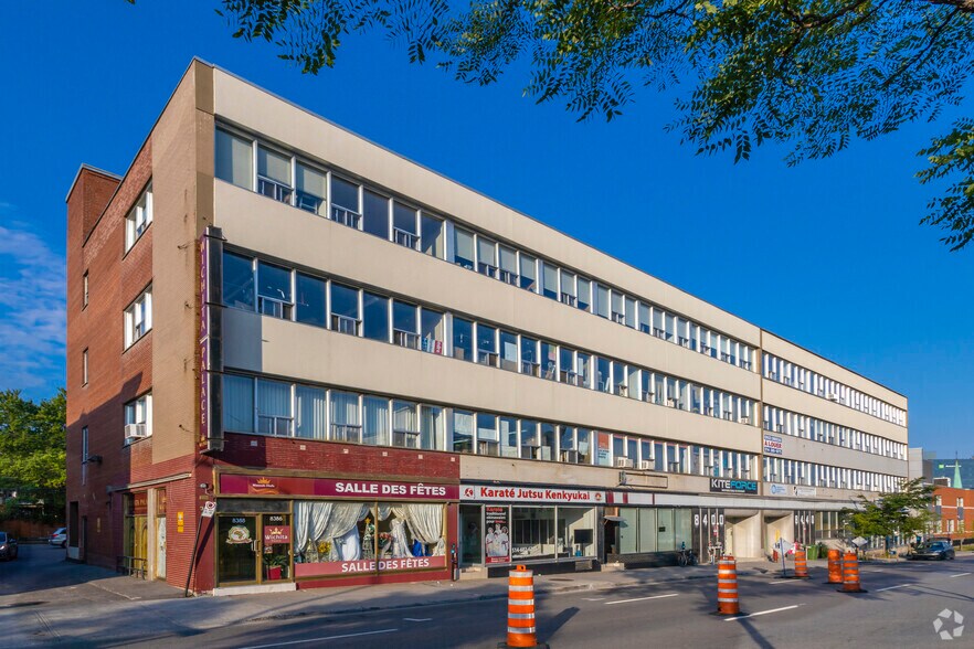 Primary Photo Of 8386-8448 Boul Saint-Laurent, Montréal Office For Lease