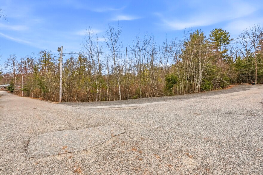 More Photos Of 174 Davis St, Douglas Warehouse For Sale