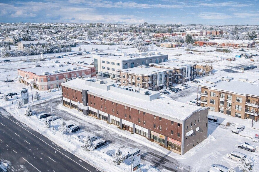 More Photos Of 430 Boul De L'hôpital, Gatineau Office For Lease