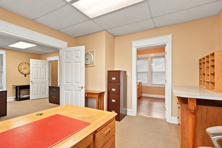 More Photos Of 5194 Hamilton Blvd, Allentown Freestanding For Sale