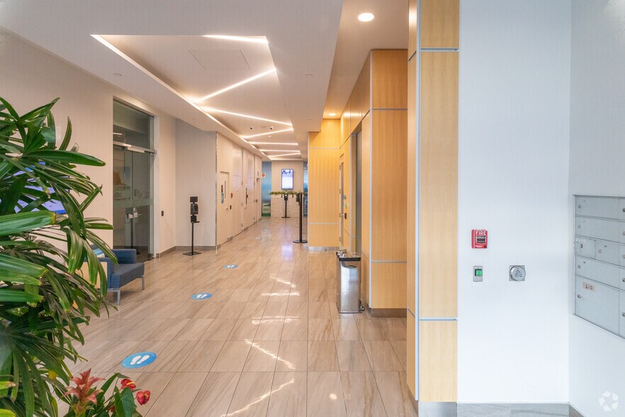 More Photos Of 1665 W Broadway, Vancouver Office For Lease