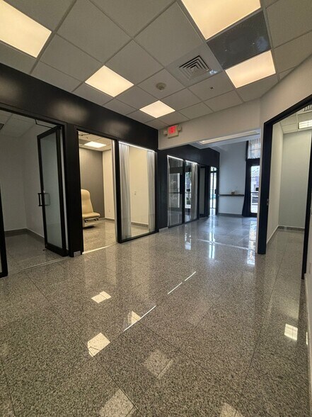 More Photos Of 1805 Ponce de Leon Blvd, Coral Gables Medical For Sale