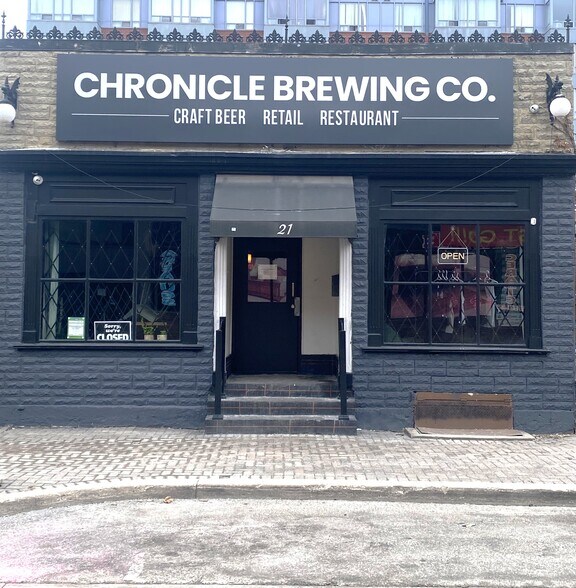 More Photos Of 21 Celina St, Oshawa Restaurant For Sale