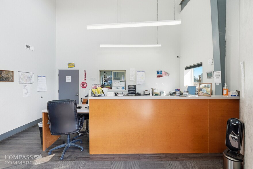 More Photos Of 188 W Sisters Park Dr, Sisters Warehouse For Sale