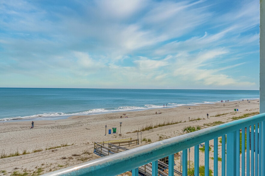 More Photos Of 1901 S Ocean Blvd, Myrtle Beach Hotel For Sale