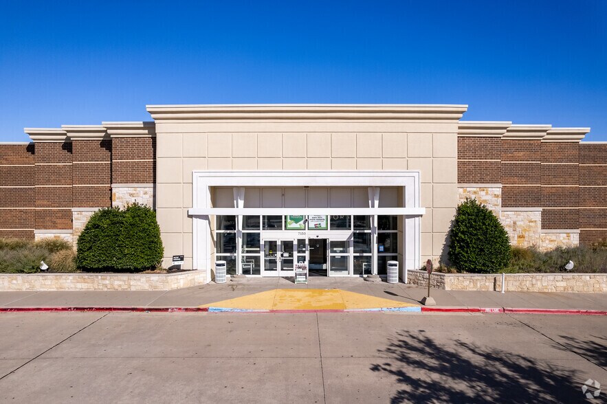 More Photos Of 7010 Preston Rd, Frisco Unknown For Lease