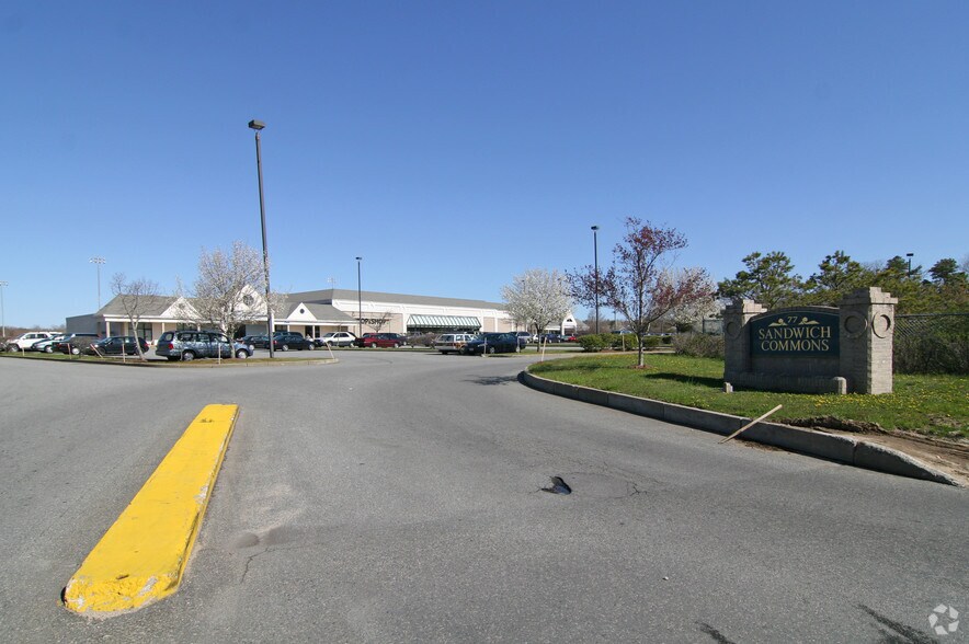 More Photos Of 77 Quaker Meeting House Rd, Sandwich Storefront For Lease