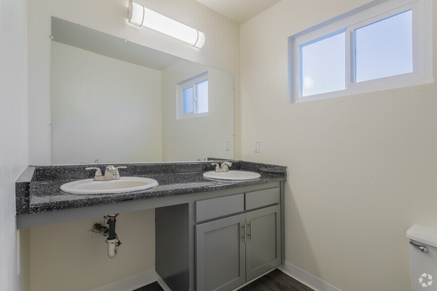 More Photos Of 929 Nord Ave, Chico Apartments For Sale