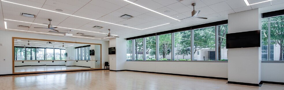 More Photos Of 7900 Windrose Ave, Plano Office For Lease