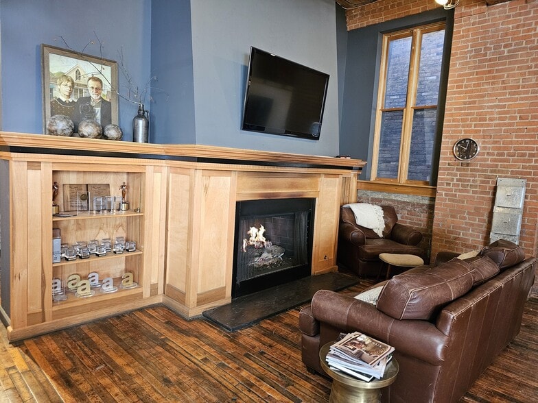 More Photos Of 3907 Perkins Ave, Cleveland Office For Sale