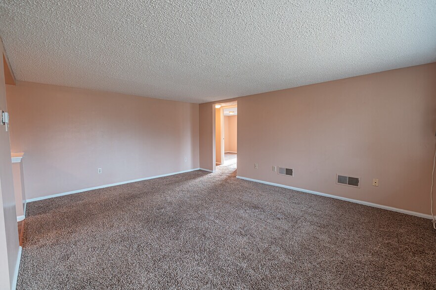 More Photos Of 545 Goucher St, Johnstown Apartments For Sale