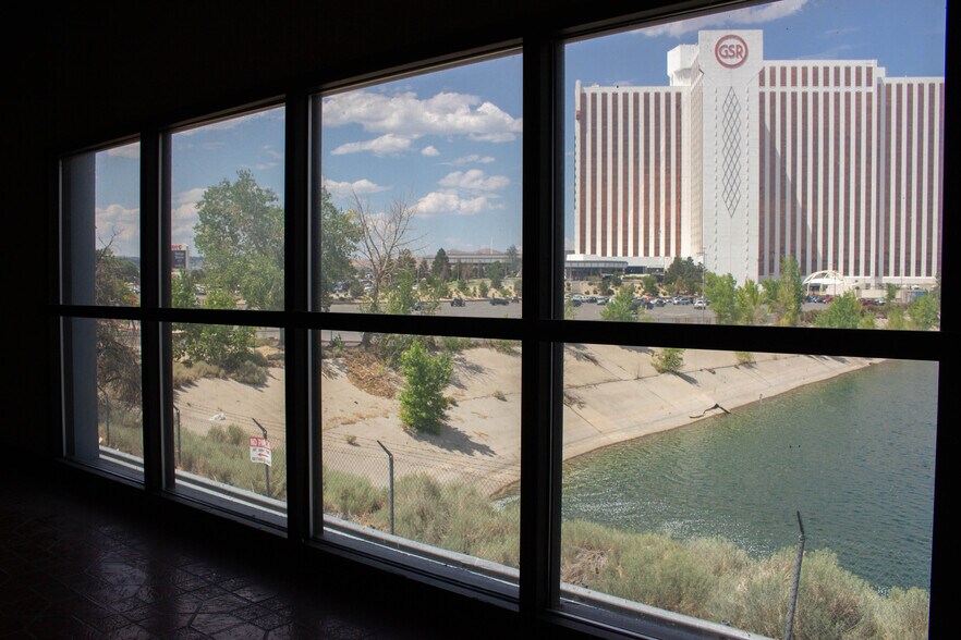 More Photos Of 2597 Mill St, Reno Office For Lease