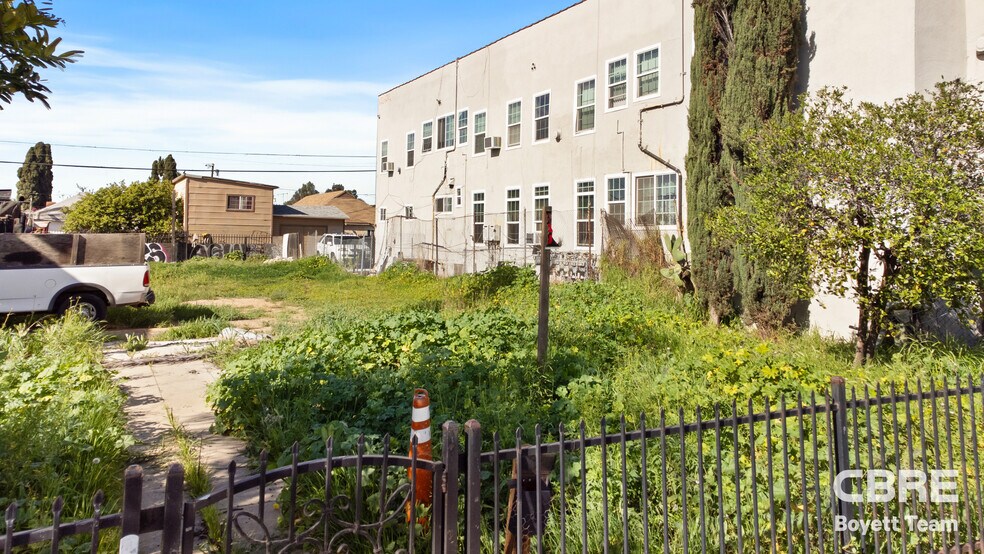 More Photos Of 335 N Soto St, Los Angeles Land For Sale