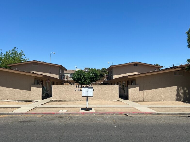 More Photos Of 4419 E Hamilton Ave, Fresno Apartments For Sale