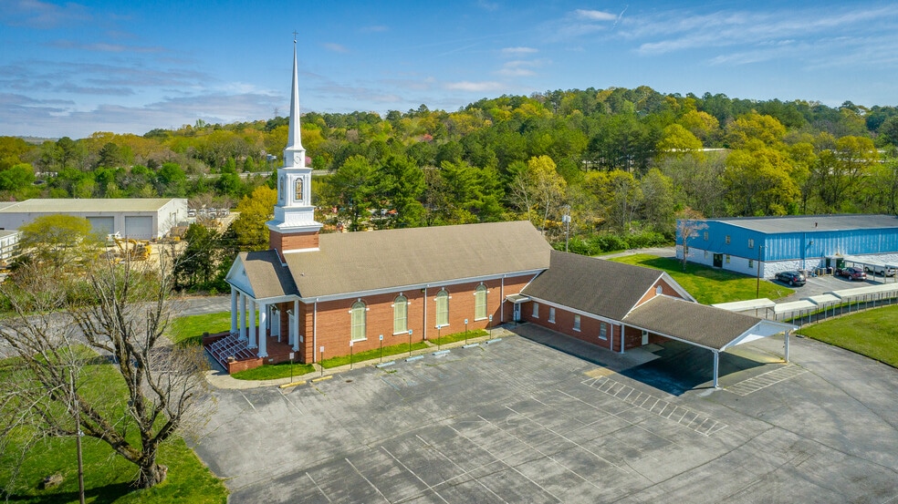More Photos Of 4062 S Access Rd, Chattanooga Religious Facility For Sale