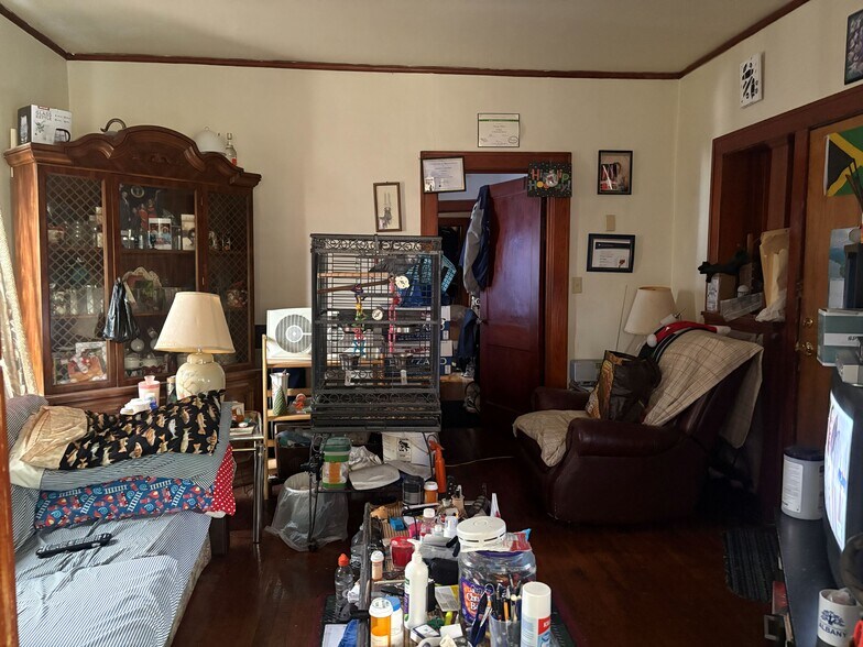 More Photos Of 287 Mrytle Ave, Albany Apartments For Sale