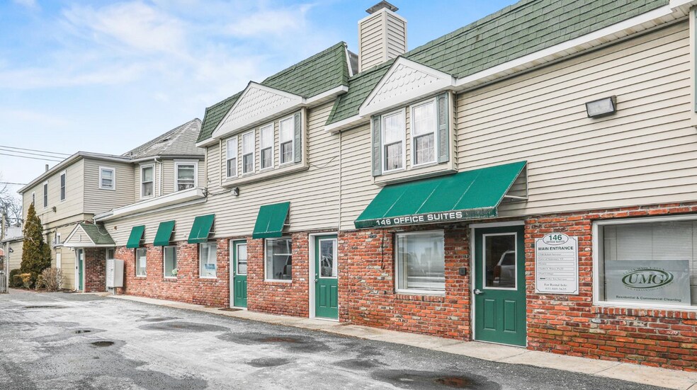 Primary Photo Of 146 S Country Rd, Bellport Village Storefront Retail Residential For Lease