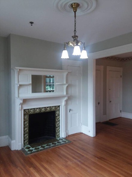 More Photos Of 67 Pine St, Bangor Office For Lease