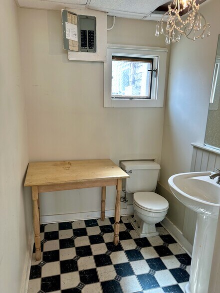 More Photos Of 705 Main St, Hyannis General Retail For Sale