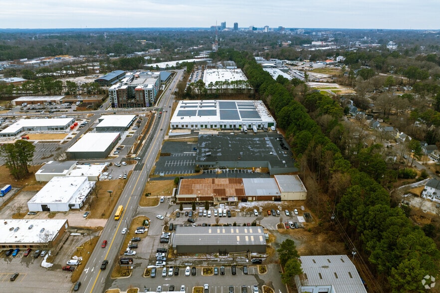 More Photos Of 2319 Atlantic Ave, Raleigh Manufacturing For Lease