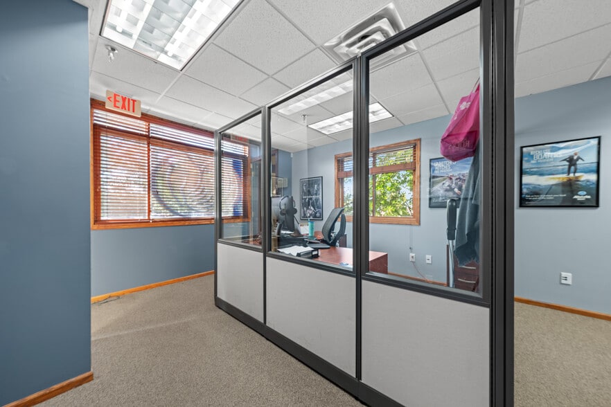 More Photos Of 11979 Cr-11, Burnsville Office For Sale