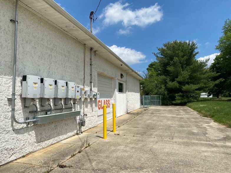 More Photos Of 1250 N Black Horse Pike, Williamstown Showroom For Sale