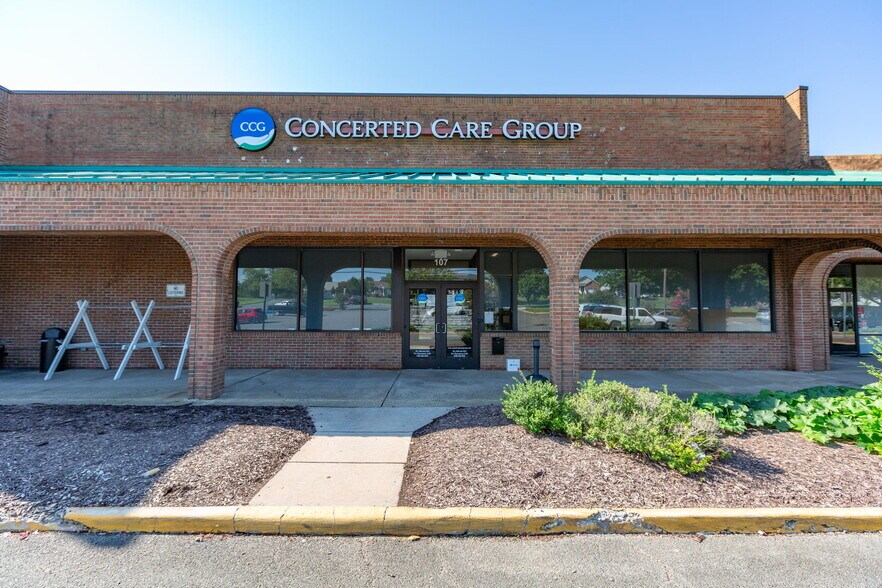 More Photos Of 282 Deacon Rd, Fredericksburg Storefront For Lease
