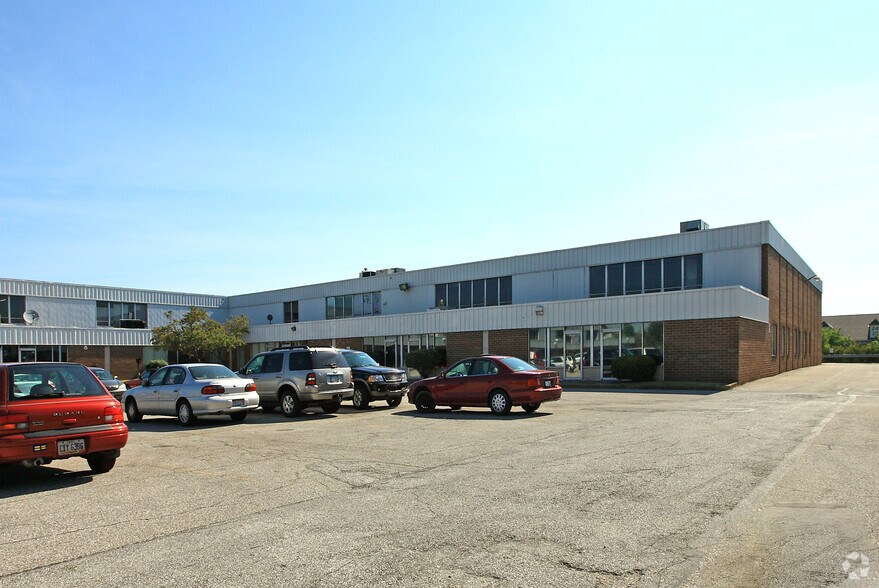 More Photos Of 761 Beta Dr, Mayfield Village Warehouse For Lease