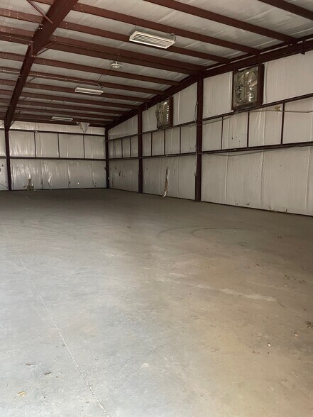 More Photos Of 110 Horne St, West Monroe Industrial For Lease