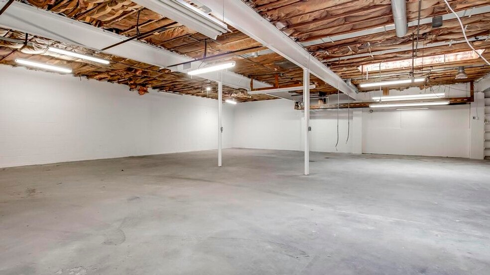 More Photos Of 116 S Clifton Ave, Louisville Storefront For Lease