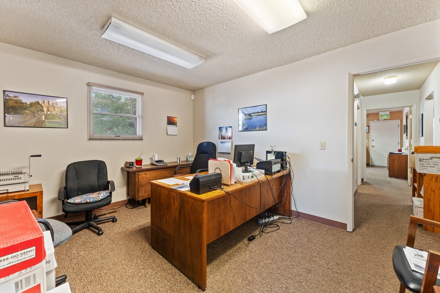 More Photos Of 235 W Pueblo St, Reno Research And Development For Sale